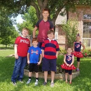 Meet your Posher, Kelly